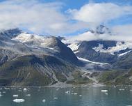 IMG_0905 Pieces of ice floating and glaciers in the mountains