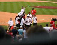 2006 09 24 STL003 The 'T-Shirt' toss gang