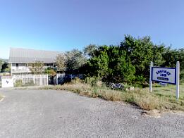 Equinox Inn