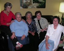 5-sisters--2 The 5 sisters: Doris, Genevieve, Amelia, Yvonne, Emilie
